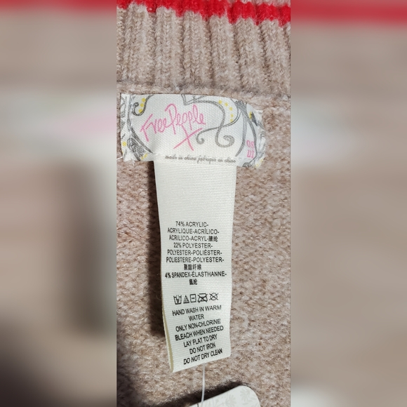 Free People NWT All Star Poncho Knit Swaeter Vest In Tan & Red One Size - Picture 16 of 16